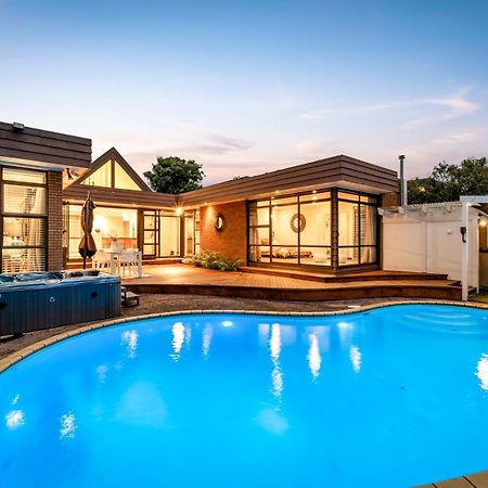 Entire House With Pool, Spa Auckland Exteriér fotografie