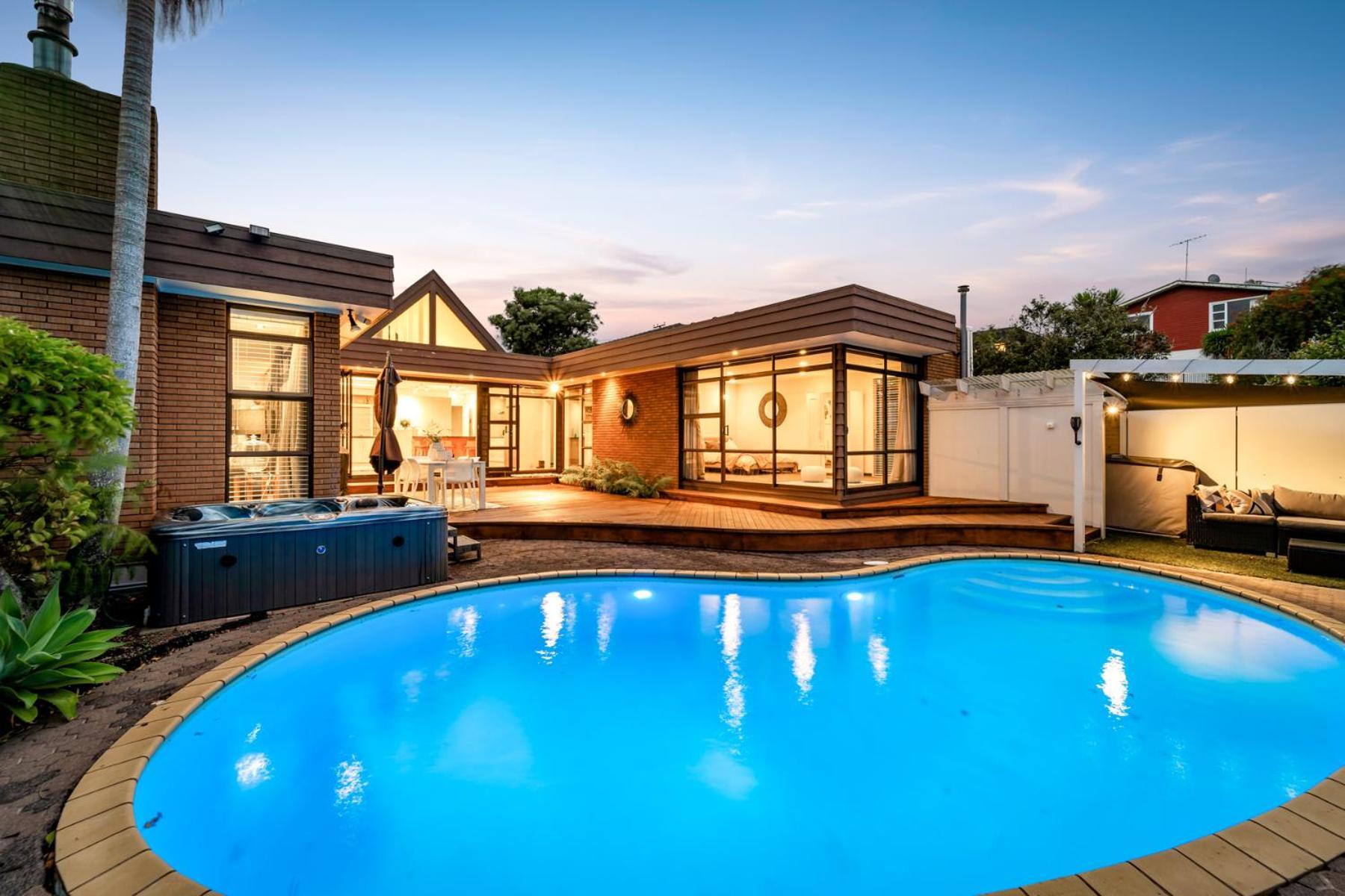 Entire House With Pool, Spa Auckland Exteriér fotografie