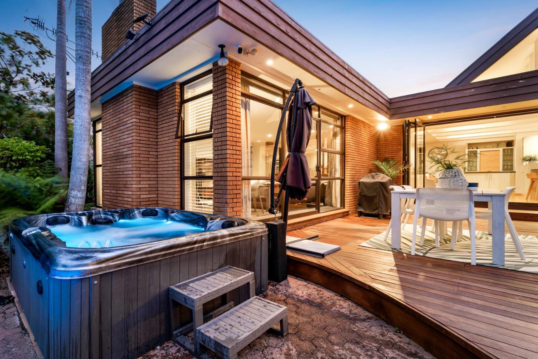 Entire House With Pool, Spa Auckland Exteriér fotografie
